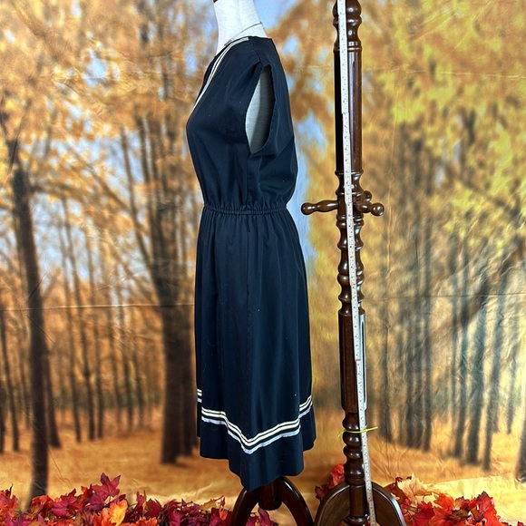 Vintage Sears black dress medium ribbon trim - Picture 4 of 11